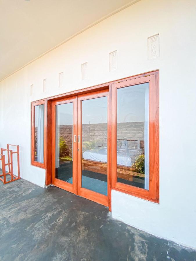 Turtle House Surf & Stay Airsatang Екстер'єр фото