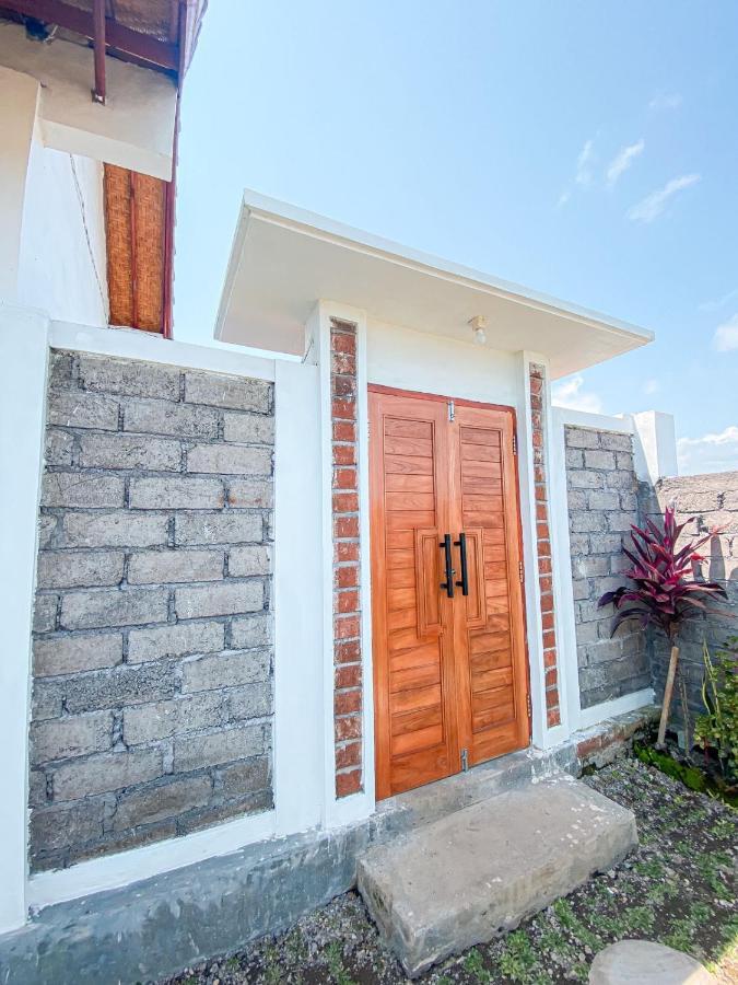 Turtle House Surf & Stay Airsatang Екстер'єр фото
